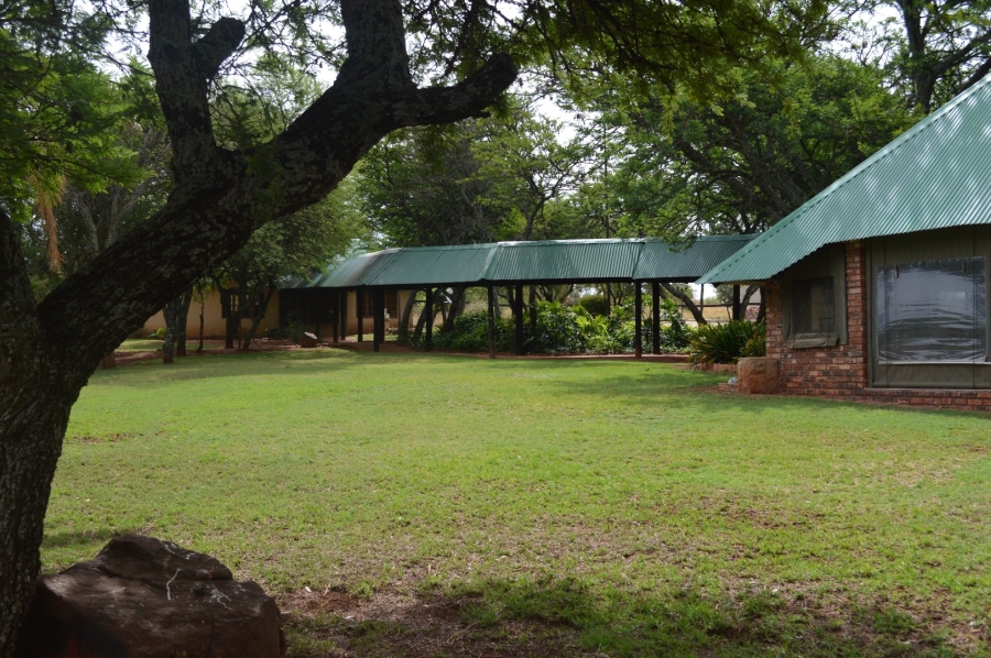 Commercial Property for Sale in Doringkruin North West